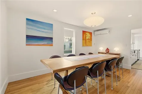 59 Houston Avenue Newport RI 02840