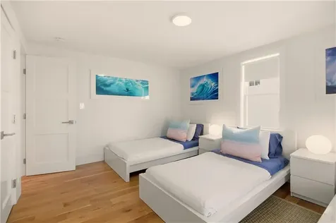 59 Houston Avenue Newport RI 02840