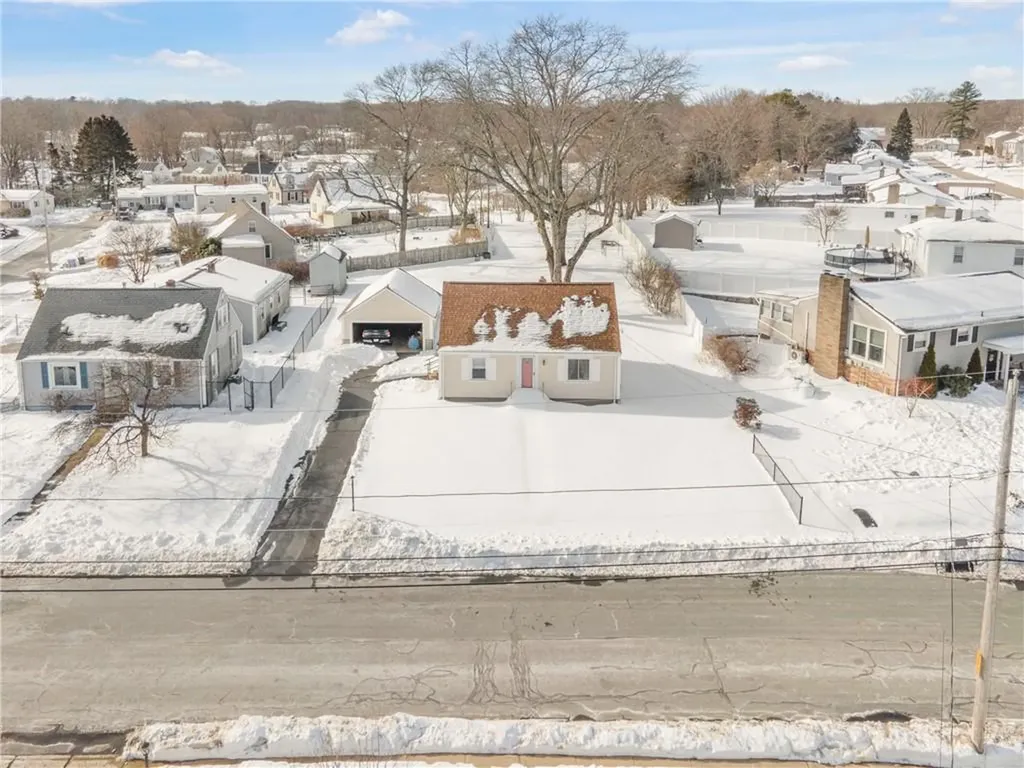 131 Pawtuxet Terrace West Warwick RI 02893