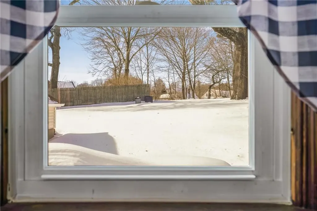 131 Pawtuxet Terrace West Warwick RI 02893