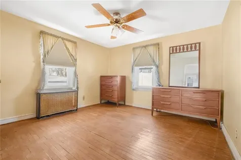 131 Pawtuxet Terrace West Warwick RI 02893