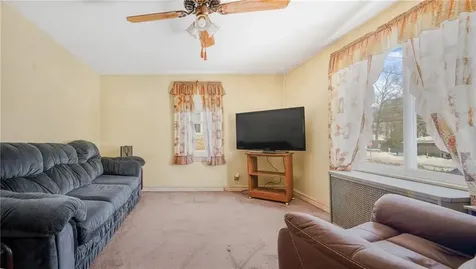 131 Pawtuxet Terrace West Warwick RI 02893