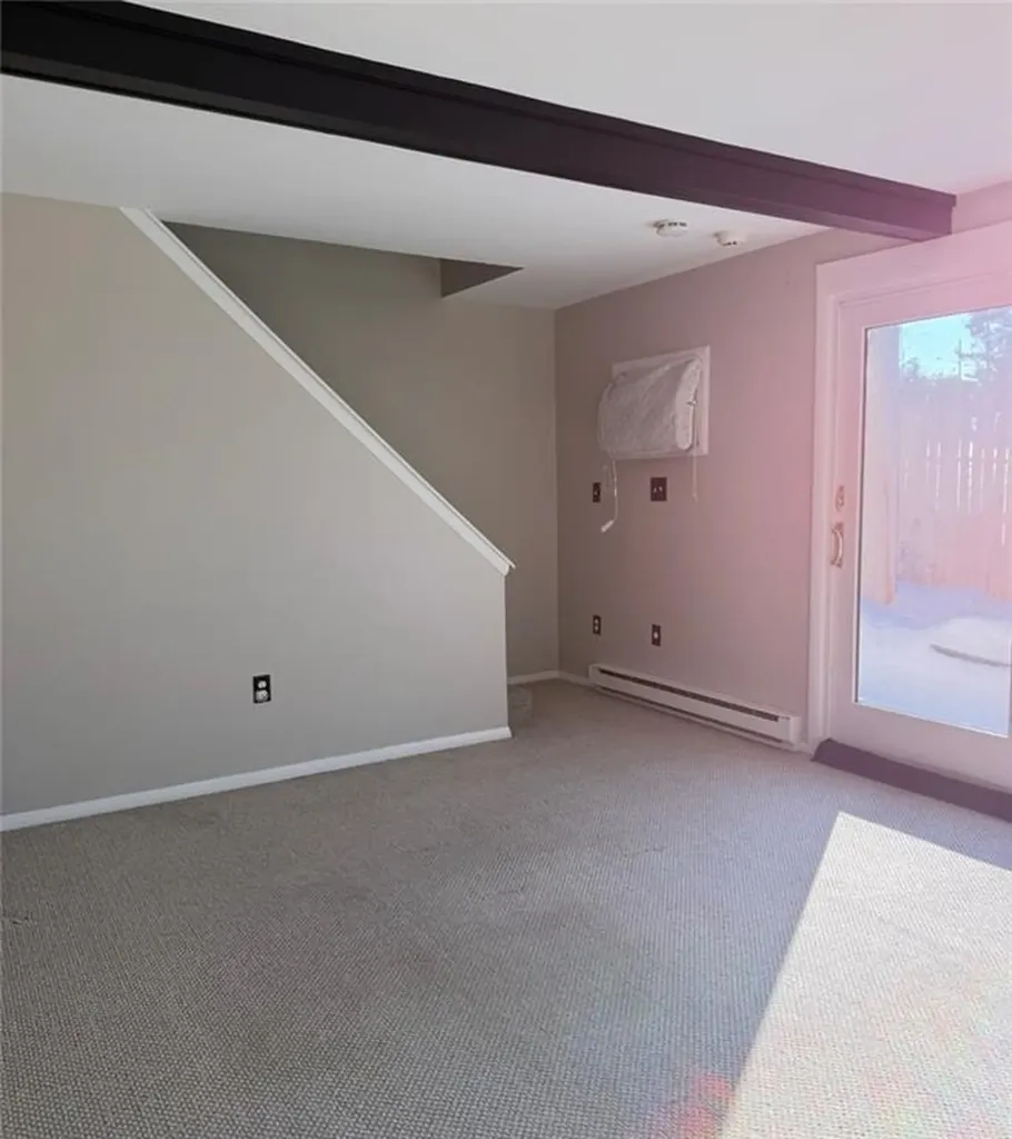 1588 Main Street West Warwick RI 02893