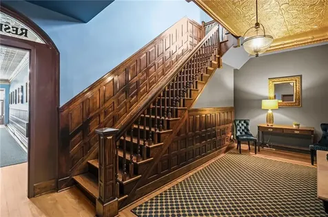 423 Hope Street Bristol RI 02809