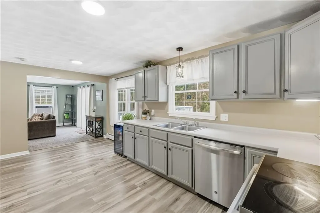 13 Beverly Ann Drive Hopkinton RI 02832