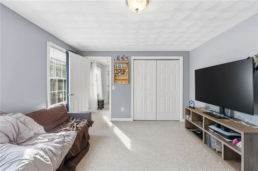 13 Beverly Ann Drive Hopkinton RI 02832