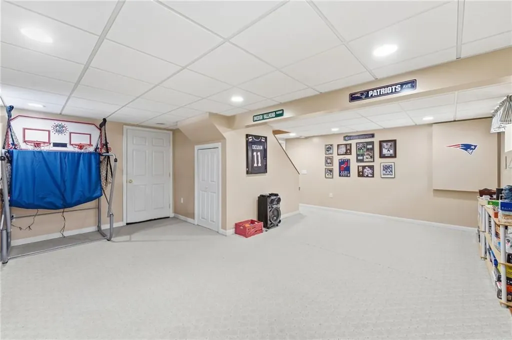 13 Beverly Ann Drive Hopkinton RI 02832