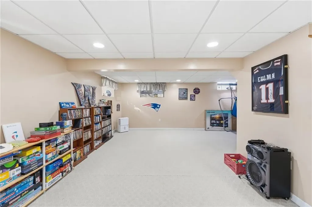 13 Beverly Ann Drive Hopkinton RI 02832