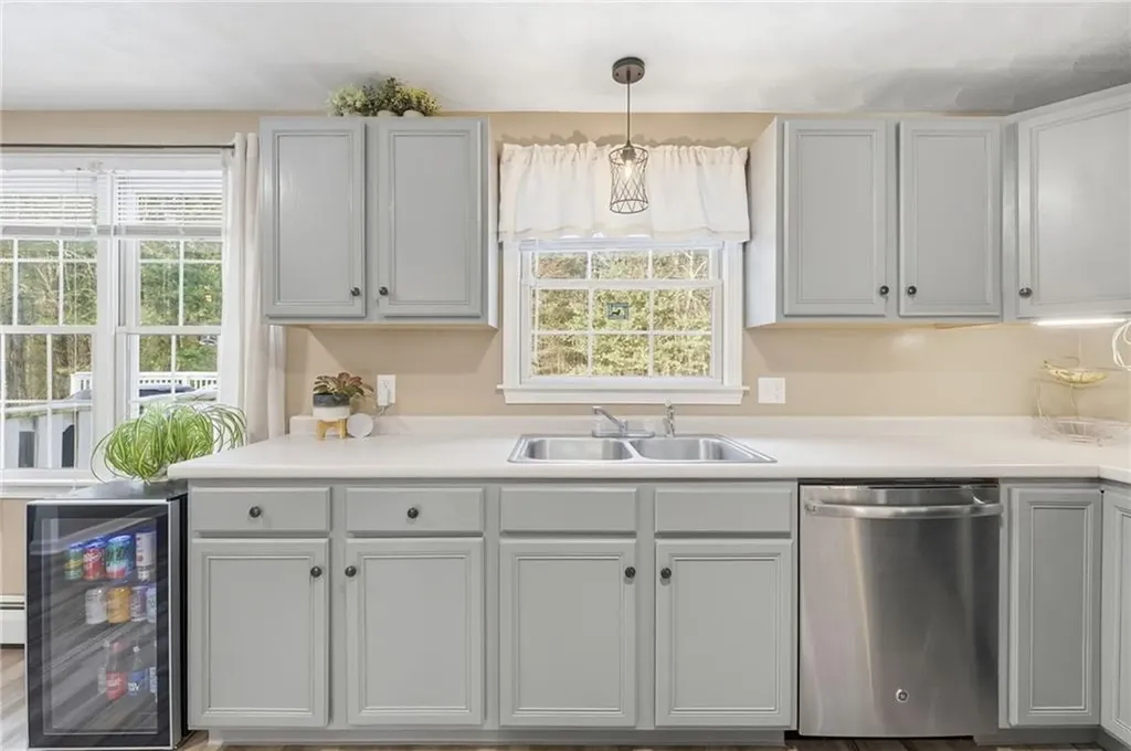 13 Beverly Ann Drive Hopkinton RI 02832