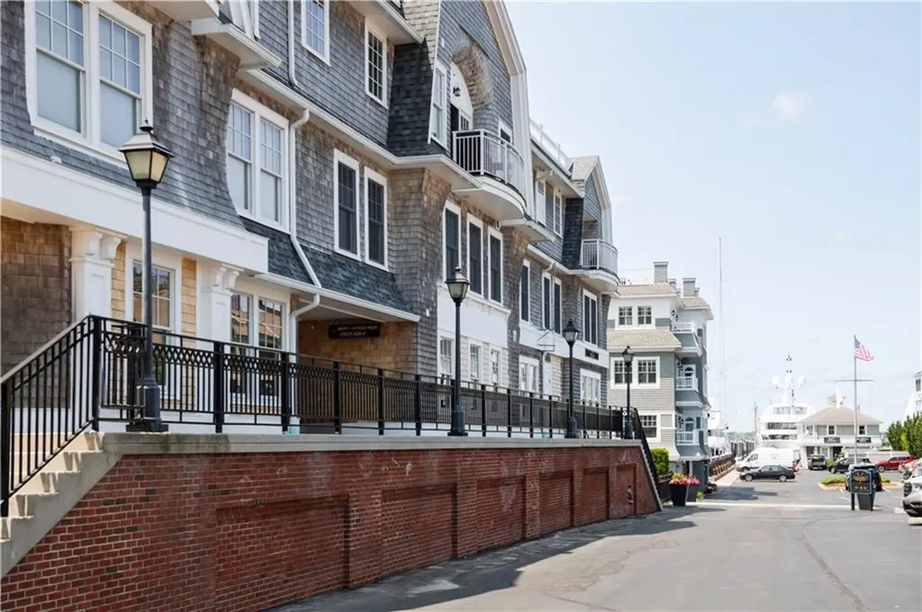 10 Brown & Howard Wharf Newport RI 02840