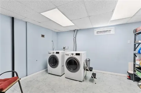 56 Warwick Street East Providence RI 02914