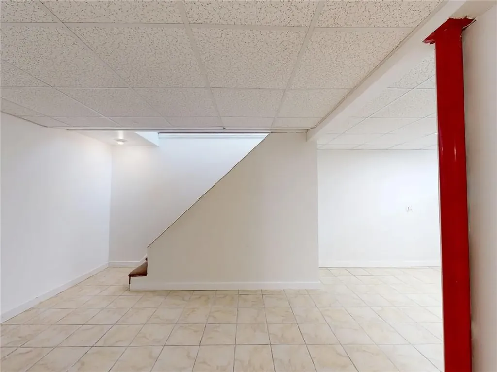 19 Brown Terrace Portsmouth RI 02871