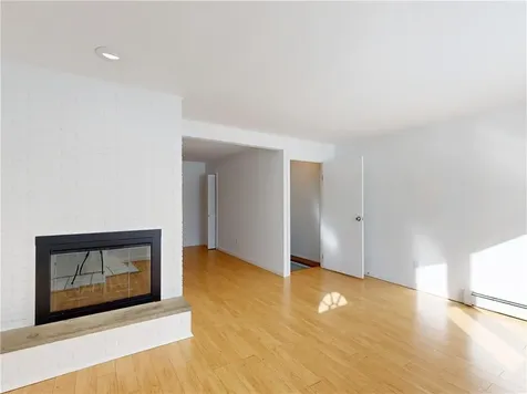 19 Brown Terrace Portsmouth RI 02871