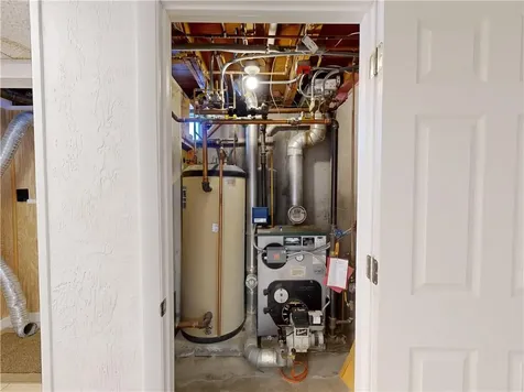 19 Brown Terrace Portsmouth RI 02871