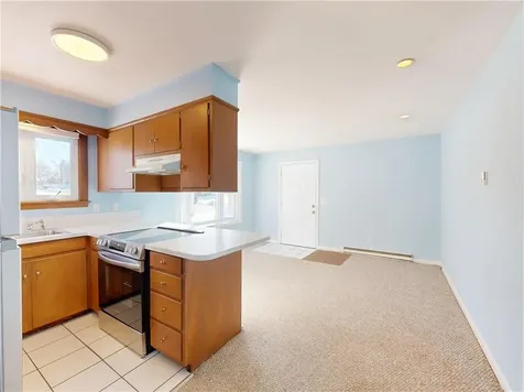 19 Brown Terrace Portsmouth RI 02871