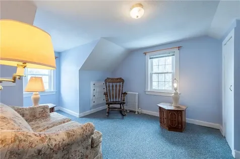 2 Westdale Avenue Seekonk MA 02771