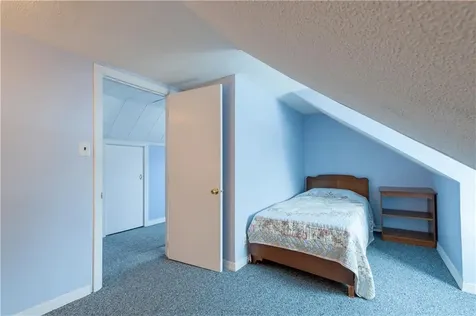 2 Westdale Avenue Seekonk MA 02771