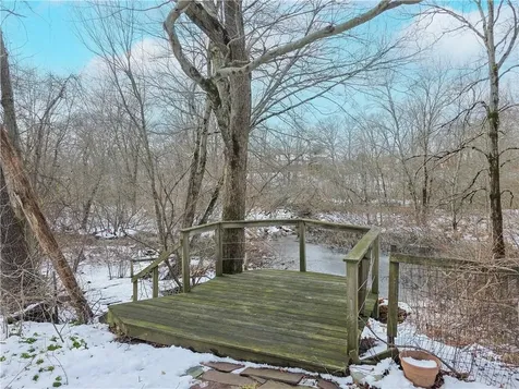 2 Westdale Avenue Seekonk MA 02771