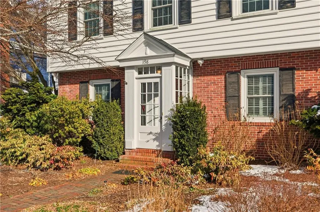 198 Gibbs Avenue Newport RI 02840