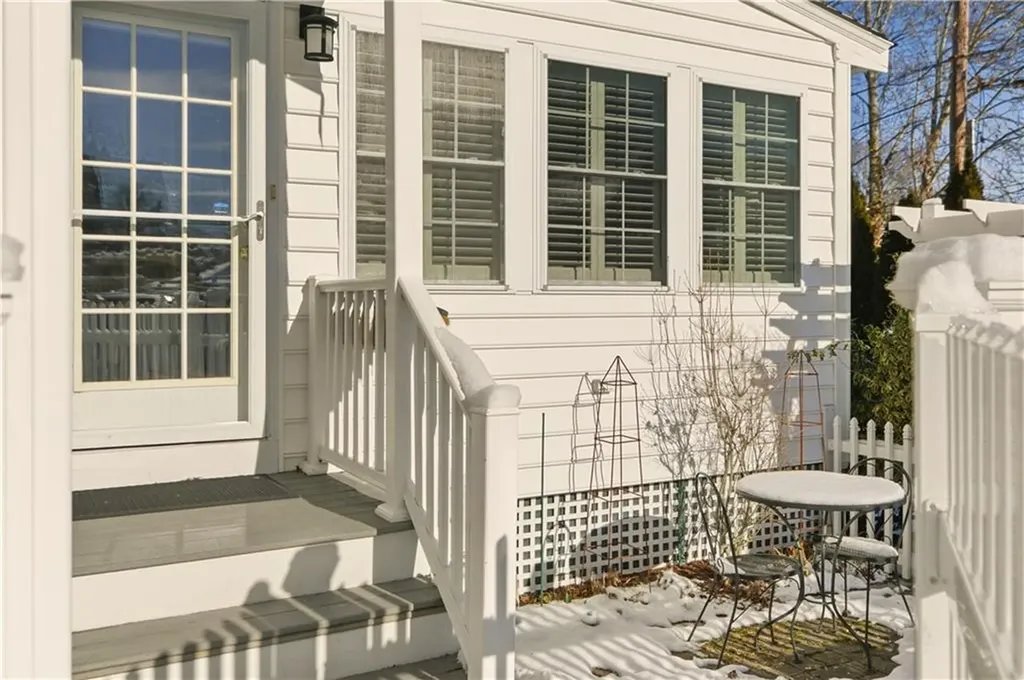 198 Gibbs Avenue Newport RI 02840