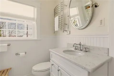 198 Gibbs Avenue Newport RI 02840