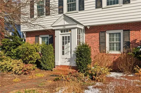 198 Gibbs Avenue Newport RI 02840
