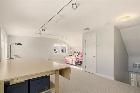 198 Gibbs Avenue Newport RI 02840