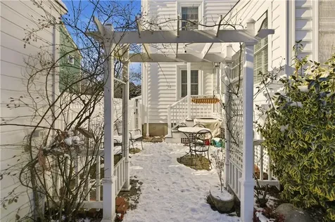 198 Gibbs Avenue Newport RI 02840