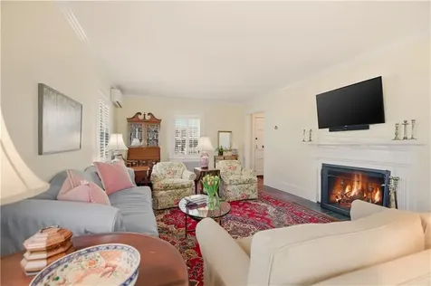 198 Gibbs Avenue Newport RI 02840