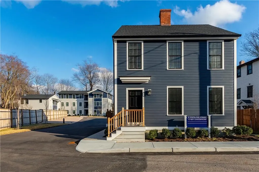 32 Exchange Street East Greenwich RI 02818