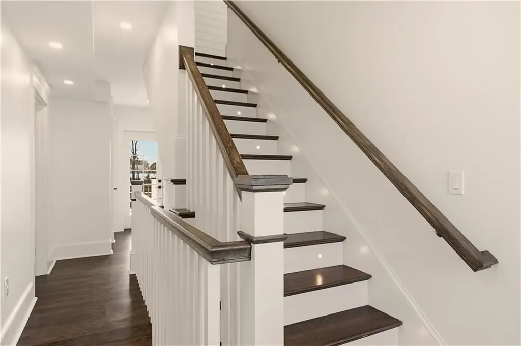 5 Dresser Street Newport RI 02840