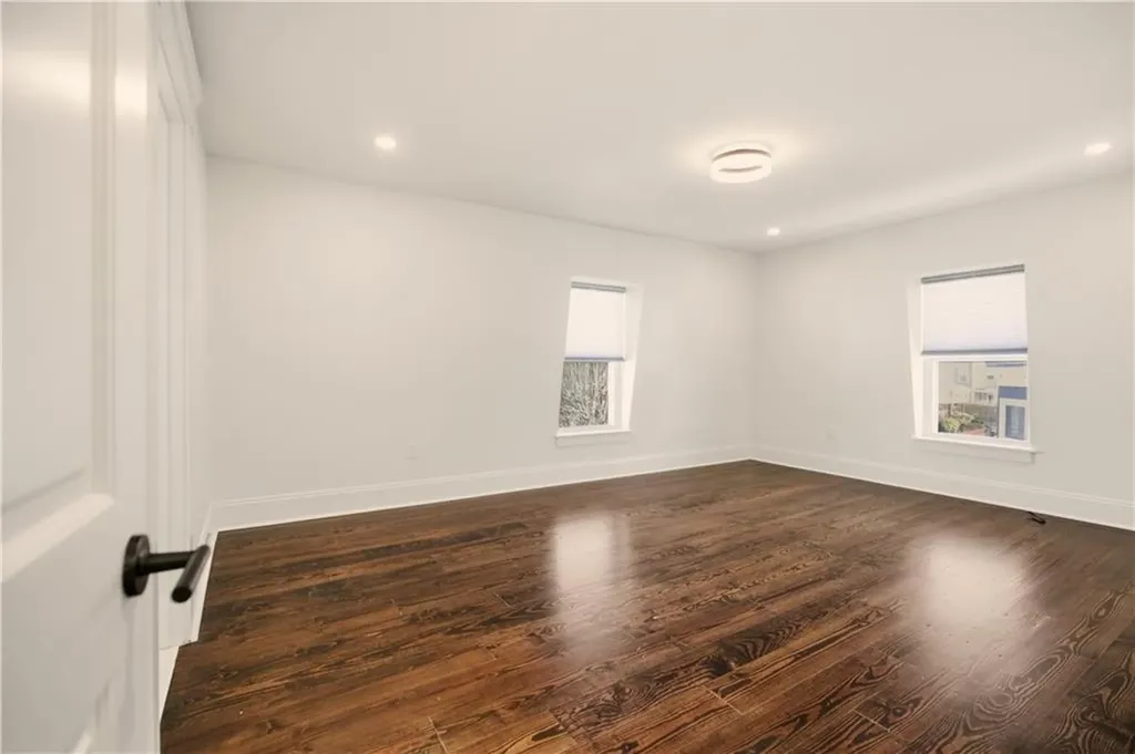 5 Dresser Street Newport RI 02840