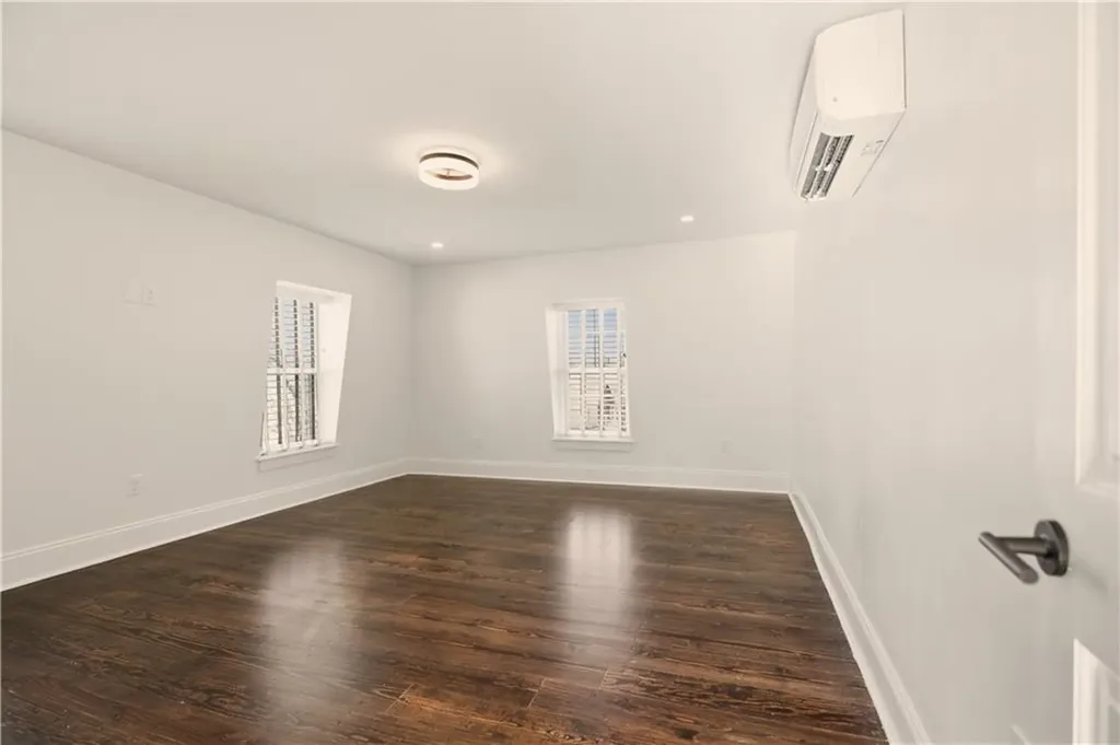 5 Dresser Street Newport RI 02840