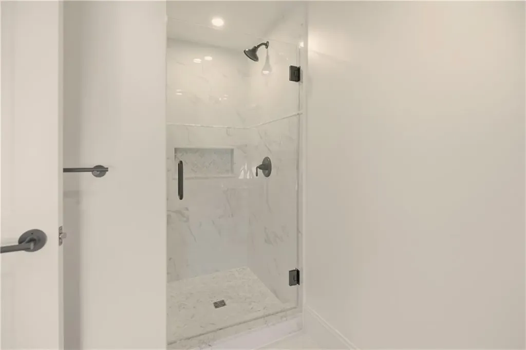 5 Dresser Street Newport RI 02840