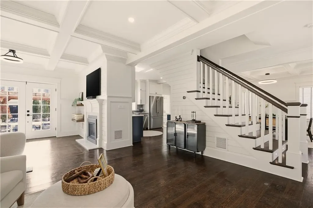 5 Dresser Street Newport RI 02840