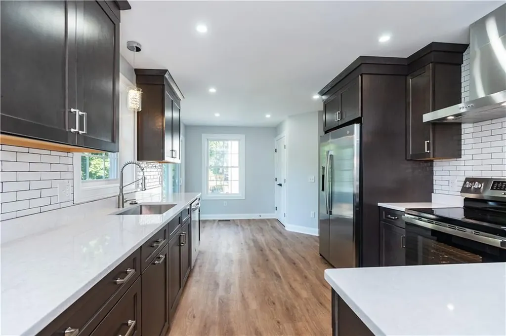 345 Nausauket Road Warwick RI 02886