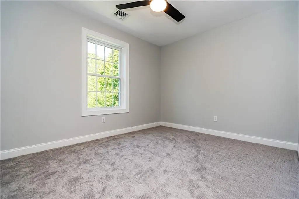 345 Nausauket Road Warwick RI 02886