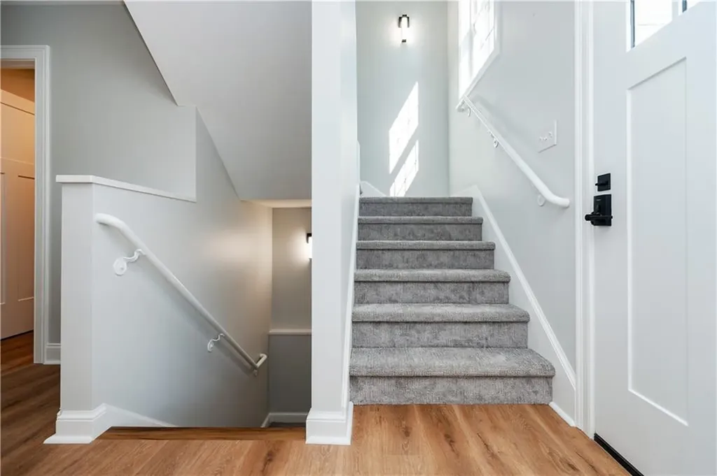 345 Nausauket Road Warwick RI 02886