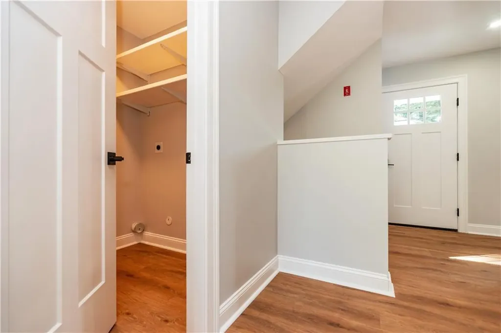 345 Nausauket Road Warwick RI 02886