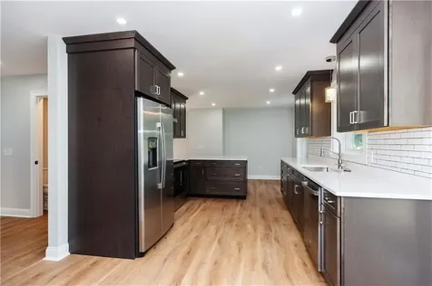 345 Nausauket Road Warwick RI 02886