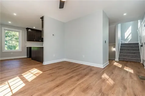 345 Nausauket Road Warwick RI 02886