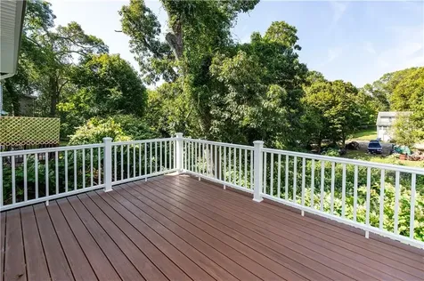 345 Nausauket Road Warwick RI 02886