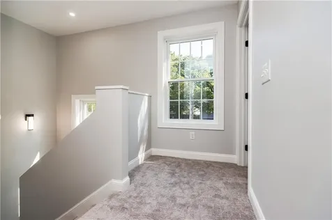 345 Nausauket Road Warwick RI 02886