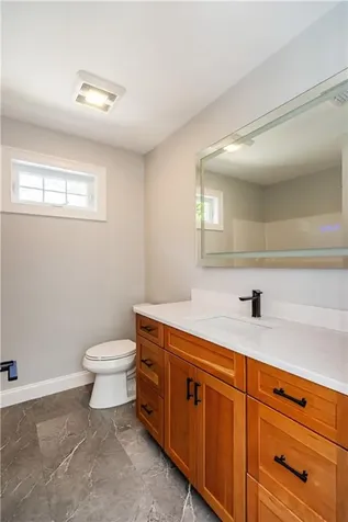 345 Nausauket Road Warwick RI 02886