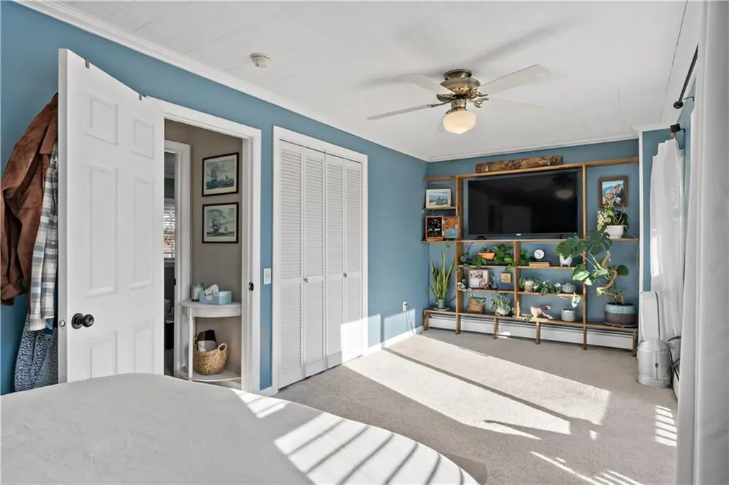 10 Cosett Road Warwick RI 02886