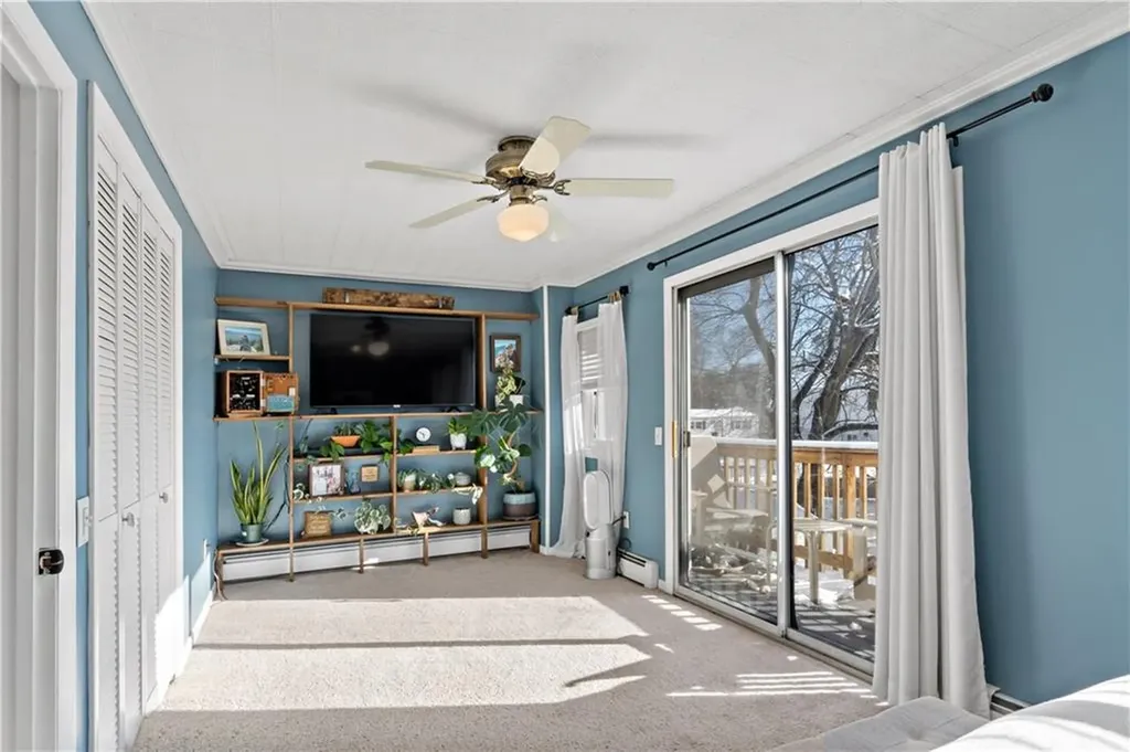 10 Cosett Road Warwick RI 02886