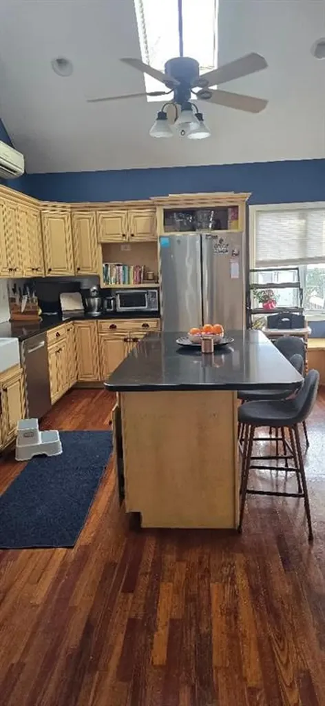 852 Anthony Road Portsmouth RI 02871