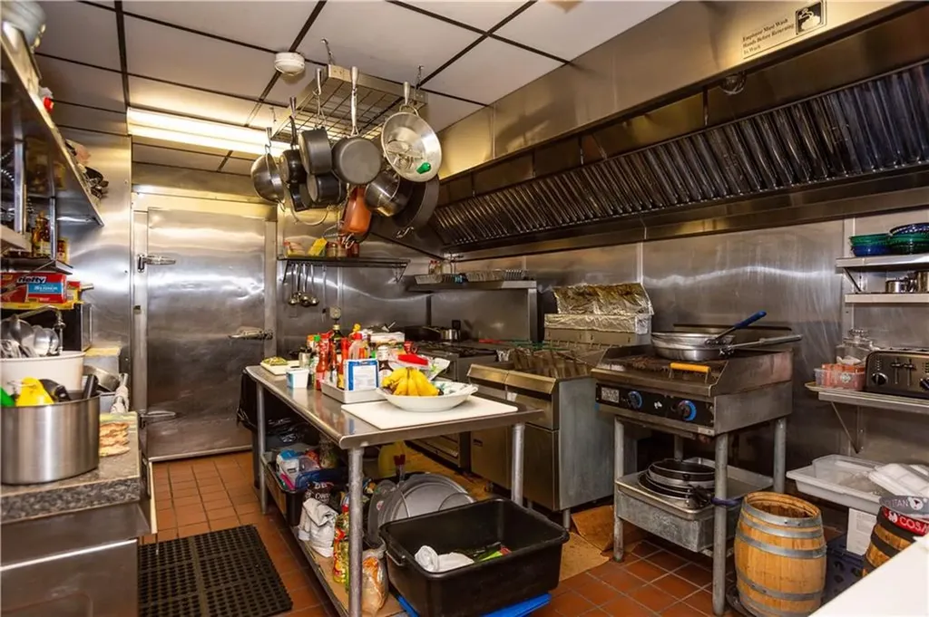 546 548 Lonsdale Avenue Central Falls RI 02863