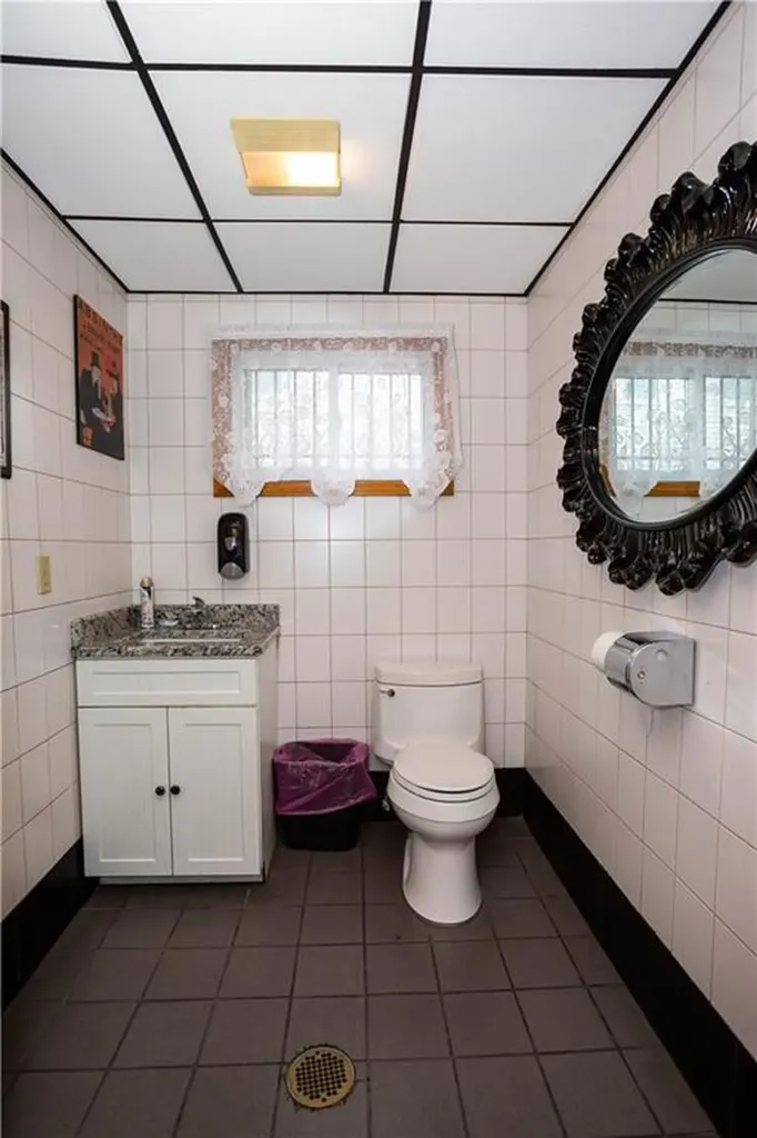 546 548 Lonsdale Avenue Central Falls RI 02863