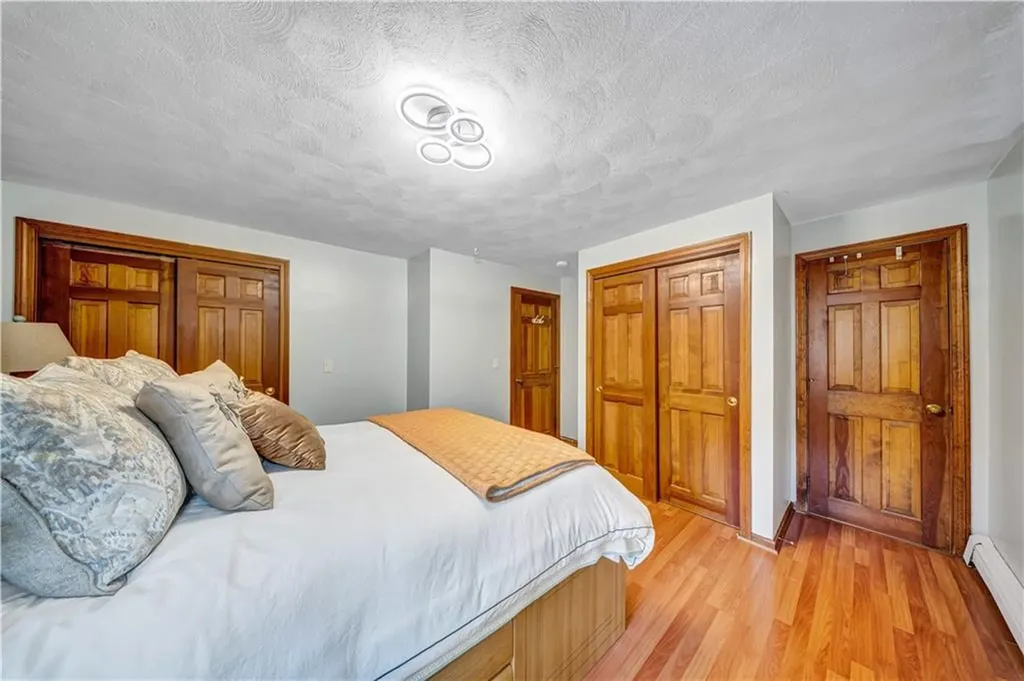 3945 Post Road Warwick RI 02886